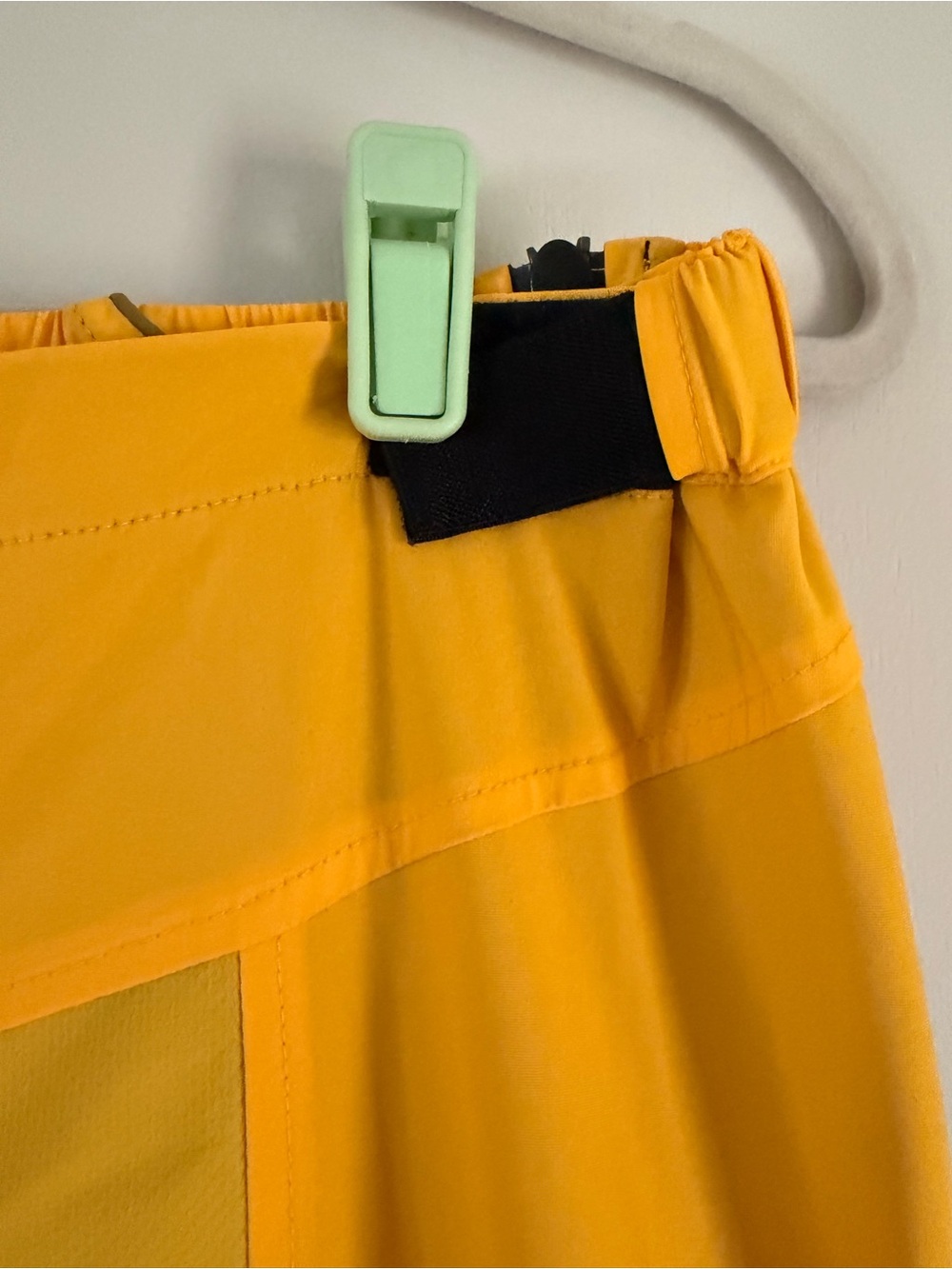 Craft Bright Yellow Running Tights with Contrast Panels - Picture 3 of 11